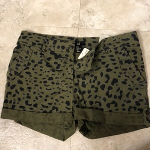 H&M shorts